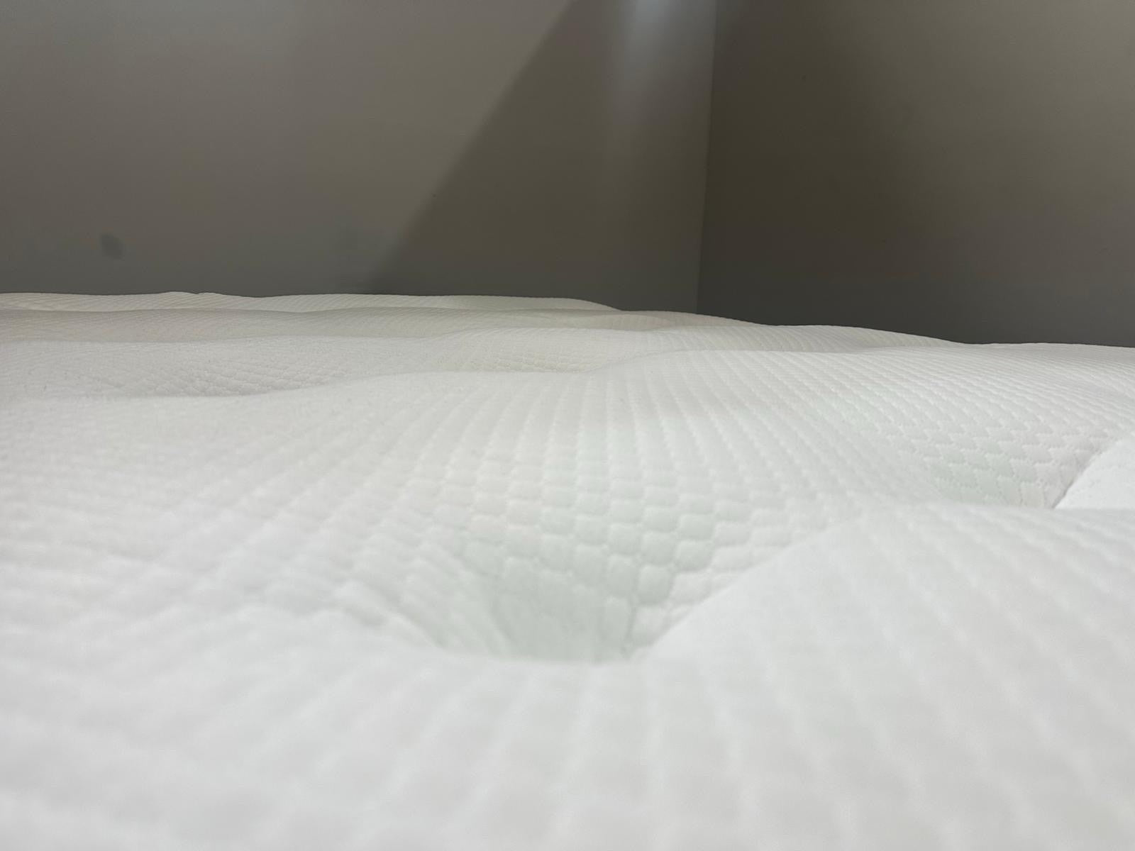 Silentnight Imperial Geltex 3000 Pocket BoxTop 4ft 6 Double Mattress RRP £1499 B