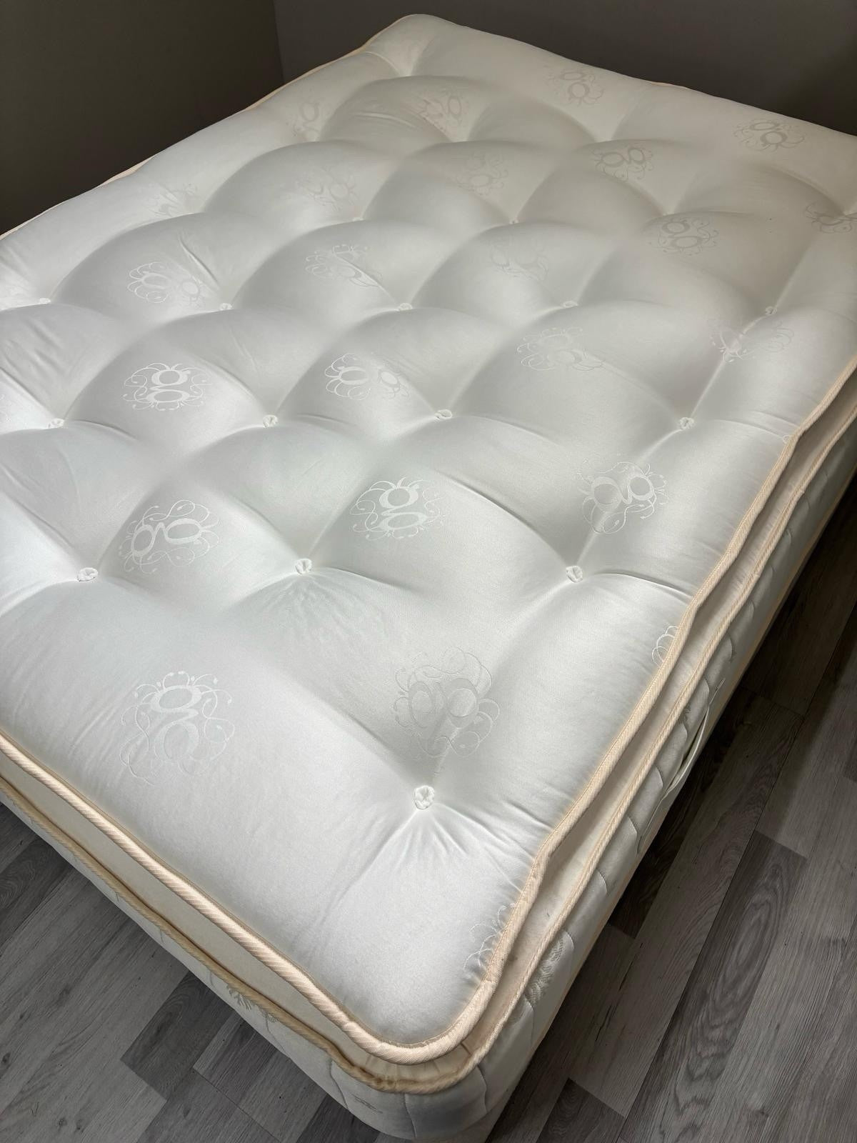 Bespoke Decadence 5ft Kingsize Mattress - RRP £1699 - Best Price Online B - Home Furniture Interiors