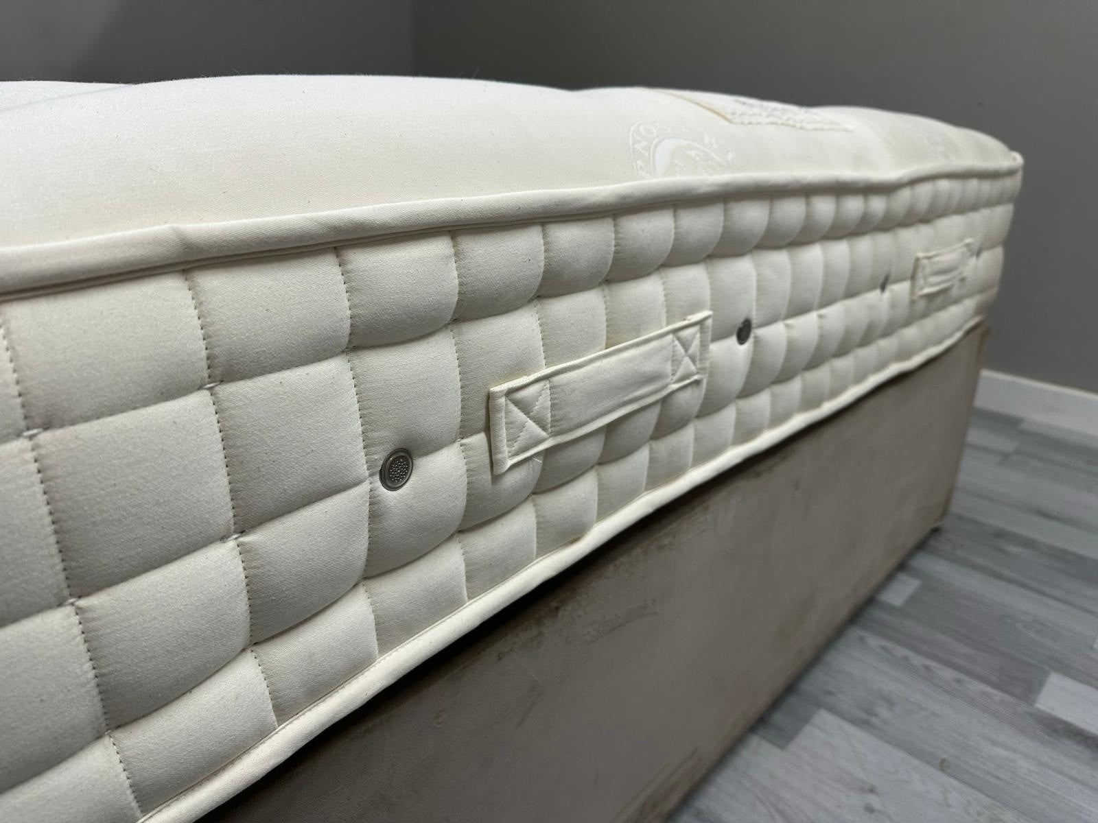 Hypnos Bespoke Grandeur Mattress 5FT RRP £3199 Best price online - Home Furniture Interiors