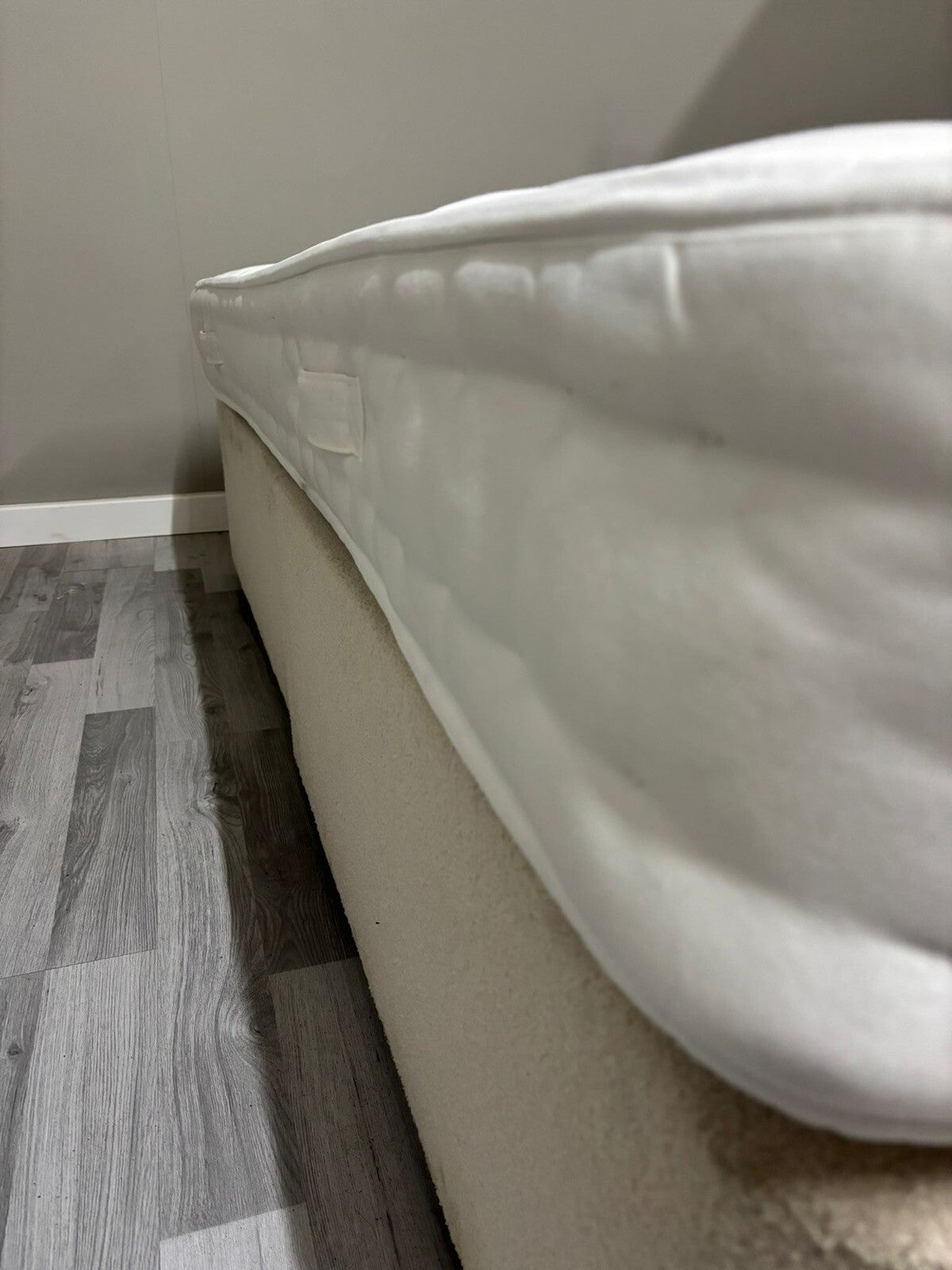 Millbrook Wool Ortho 1000 Pocket Mattress 5FT Kingsize RRP £819 - Home Furniture Interiors