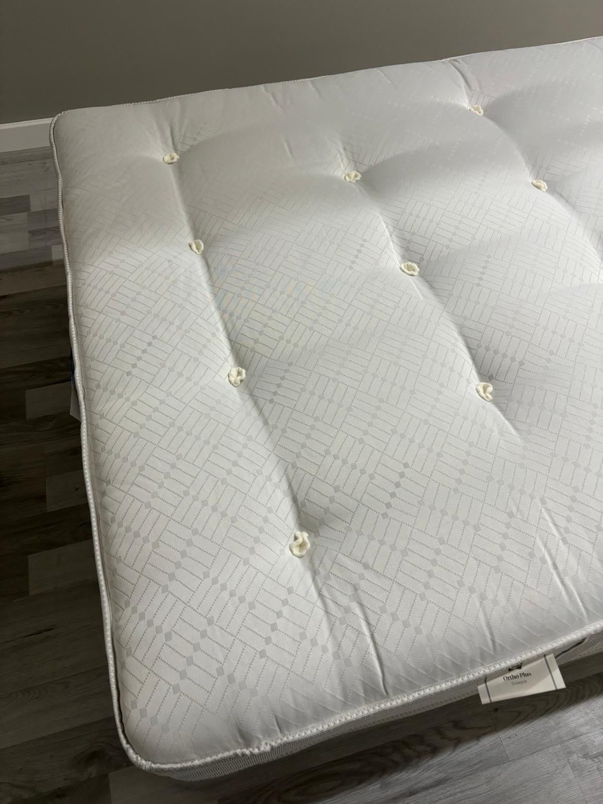 Sealy Steeple Ortho Plus 5FT Kingsize RRP £895 Best Price Online B - Home Furniture Interiors