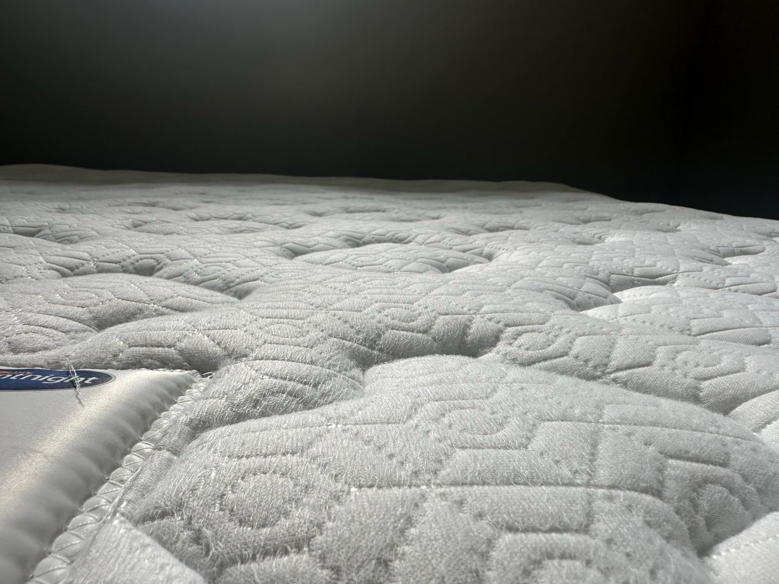 SilentNight Eco Comfort 2000 Pocket Pillow Top 6FT RRP £1199 Best Price Online - Home Furniture Interiors