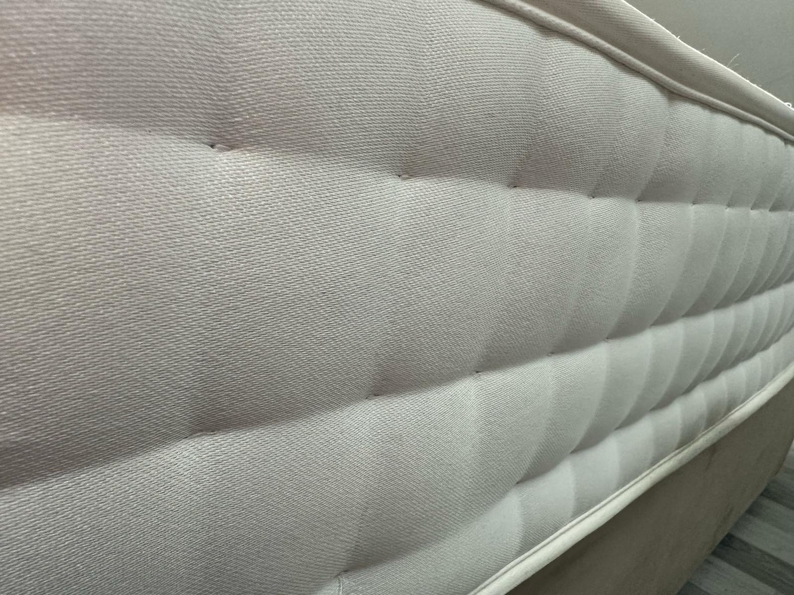 Sleepeezee Backcare Ultra Firm 1600 5ft Kingsize Mattress  - RRP £899 B - Home Furniture Interiors
