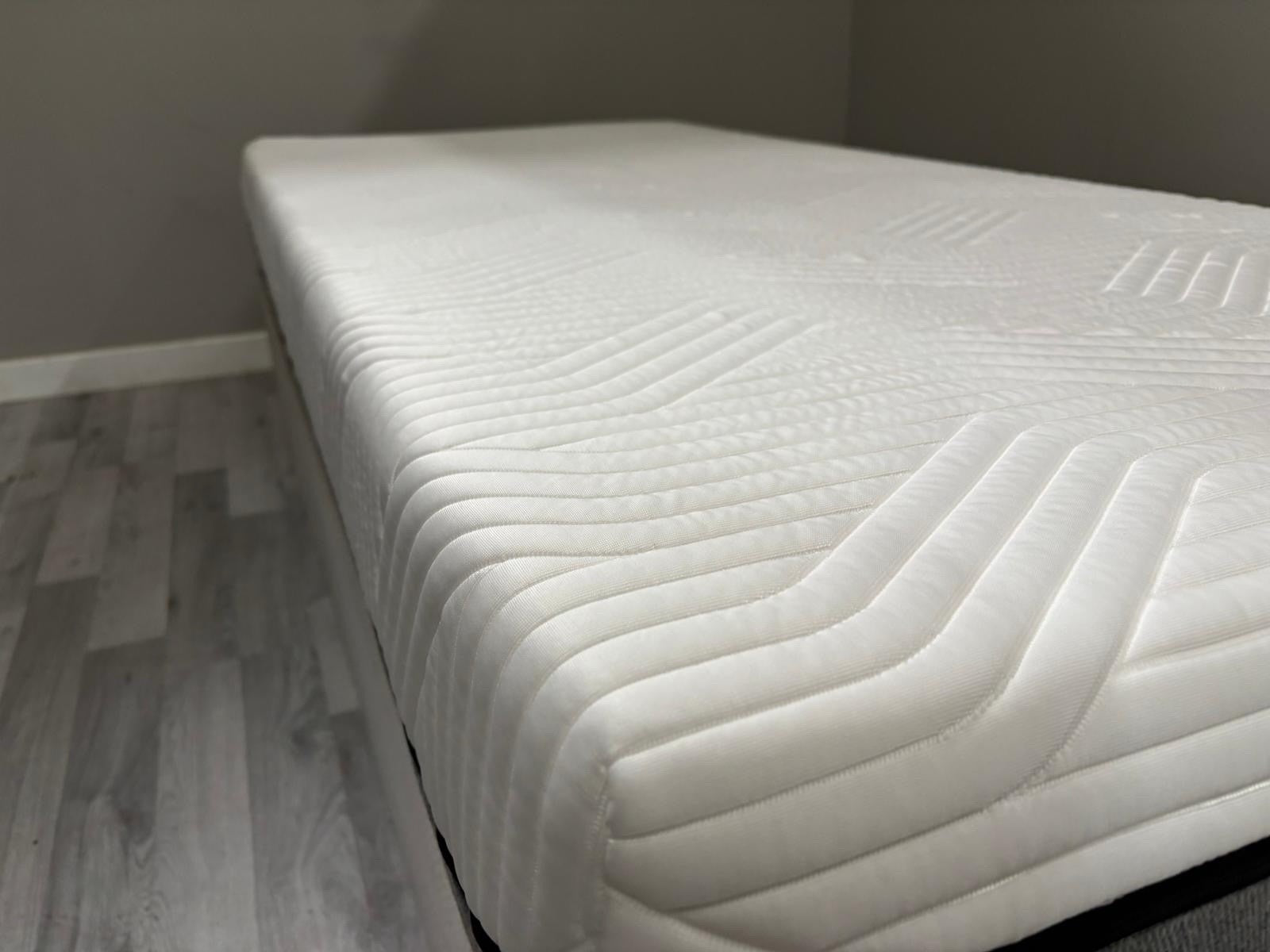 Tempur Firm Elite 3FT Single 90cm 190cm Mattress RRP £1599 Best price online B - Home Furniture Interiors