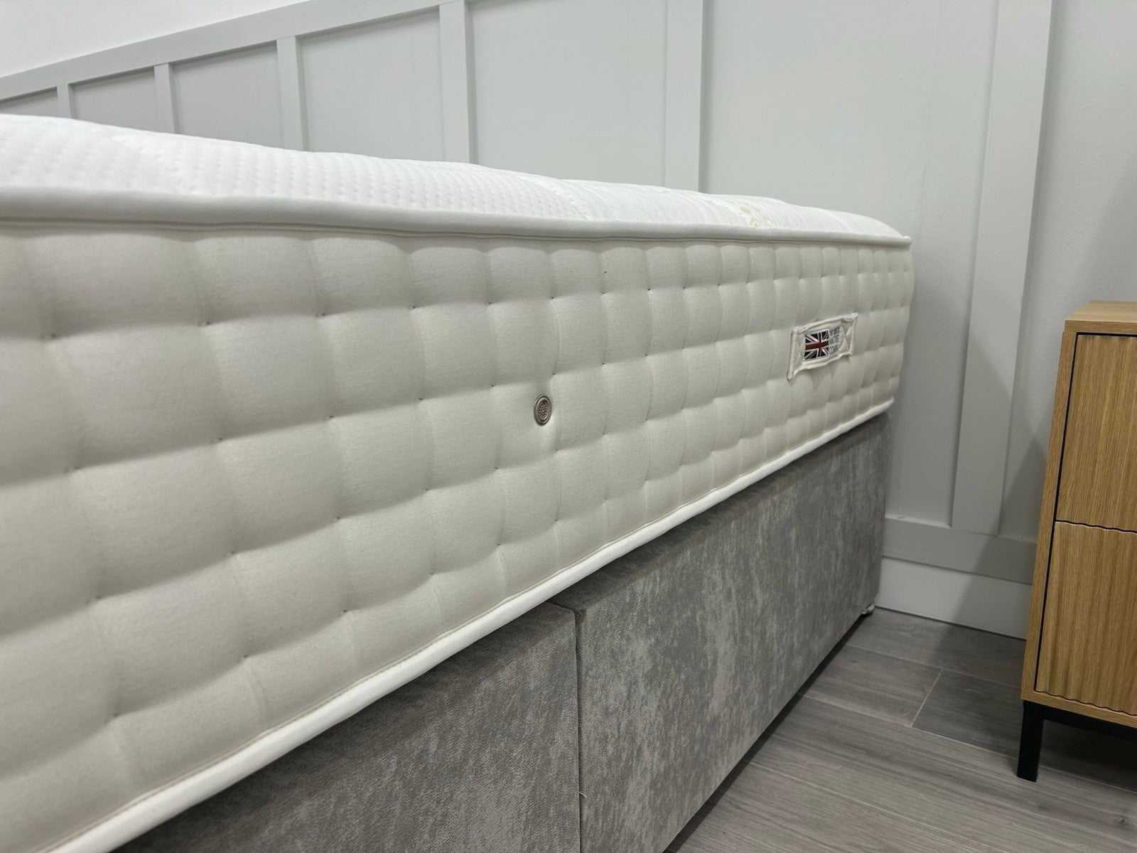 British Mattress Luxe Indulgence 1500 4FT 6 Double  100 Night Sleep Trial