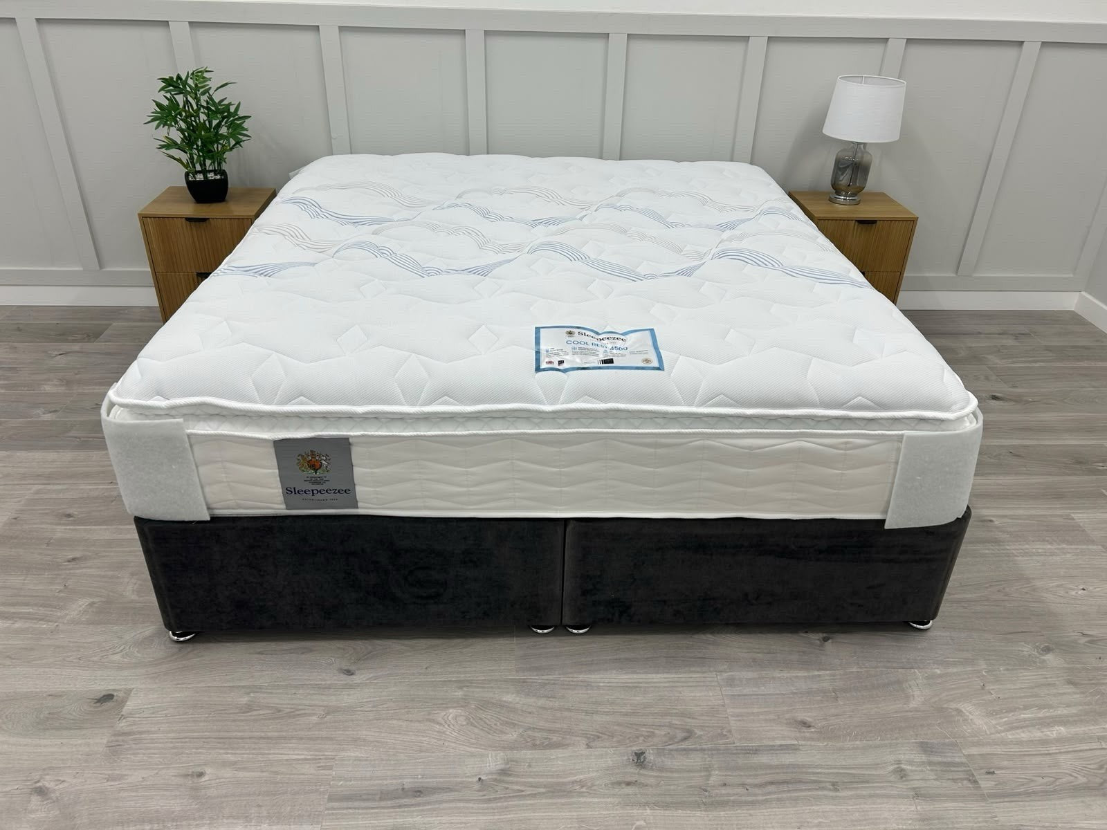Sleepeezee Cool Rest 4500 Pocket Spring Mattress, Superking 6FT RRP £2399 Medium