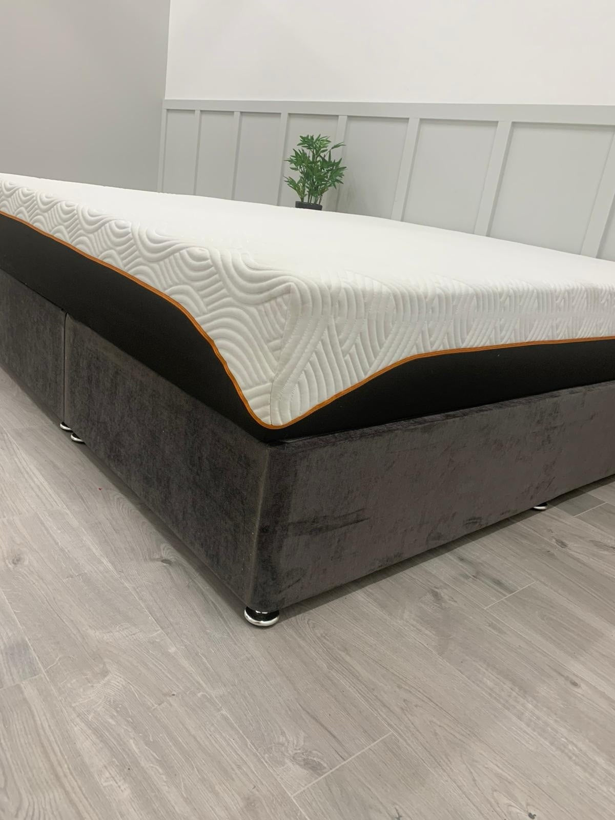 Dormeo Octaspring TRIBRID Latex Hybrid Mattress Super King 180cm X200cm  £2579A