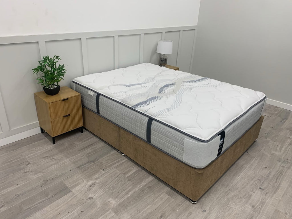 Sealy Posturepedic Elevate Ultra Webber Mattress 5FT Kingsize Medium / Firm