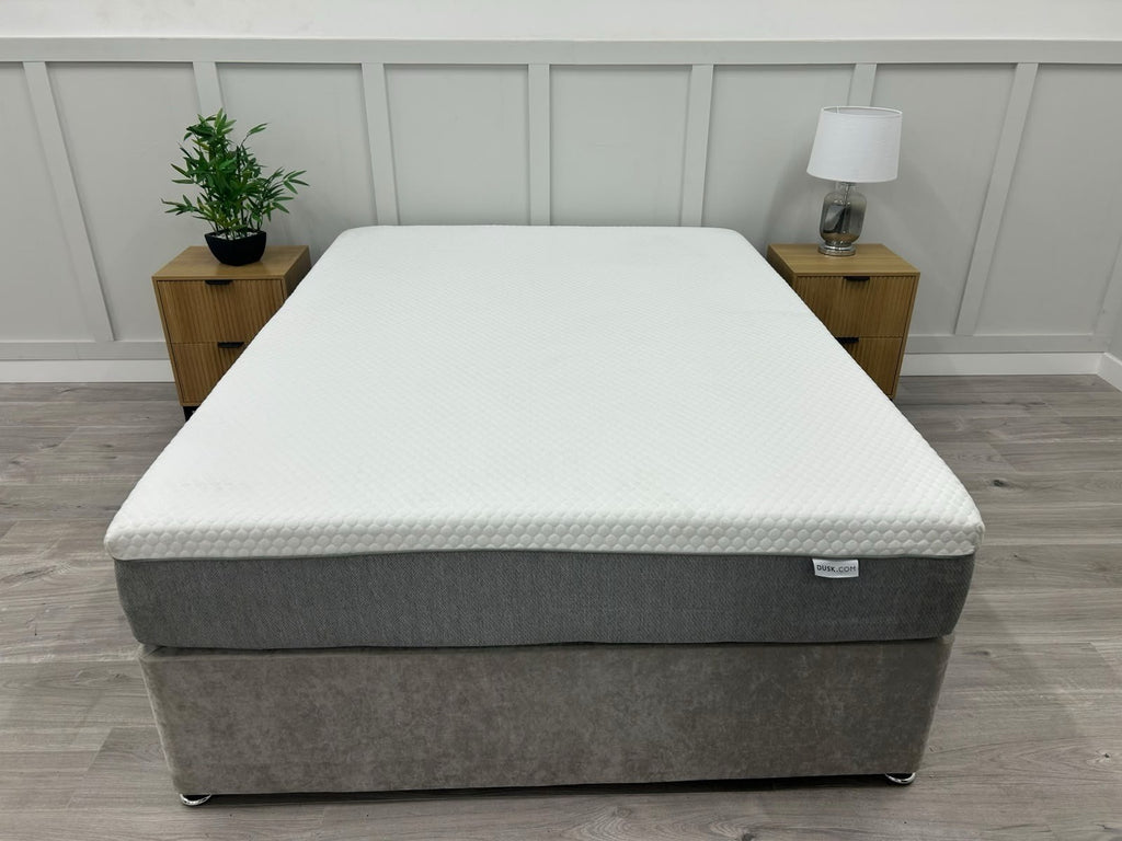 Dusk 2000 Pocket Hybrid 4ft 6 Double Mattress RRP £699