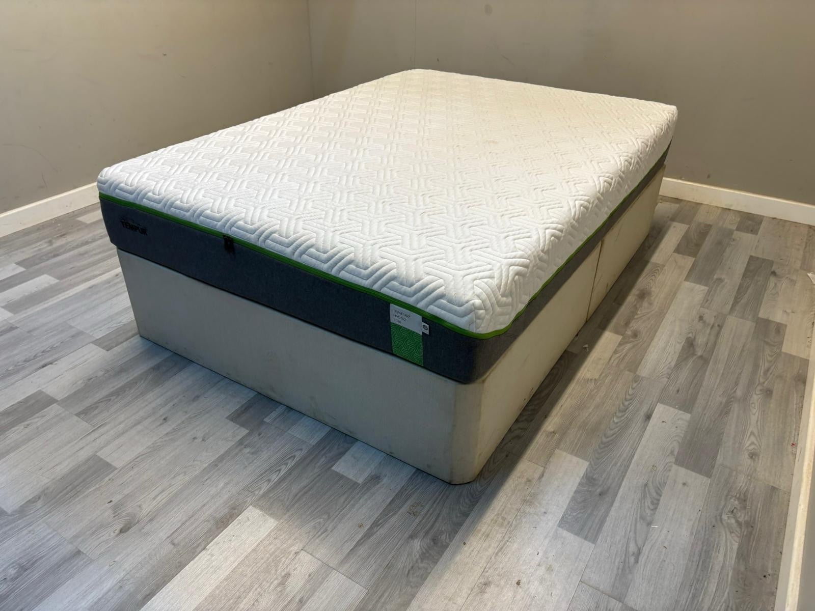 Tempur Hybrid Elite 4FT 6 Double RRP £1799 Medium Firmness