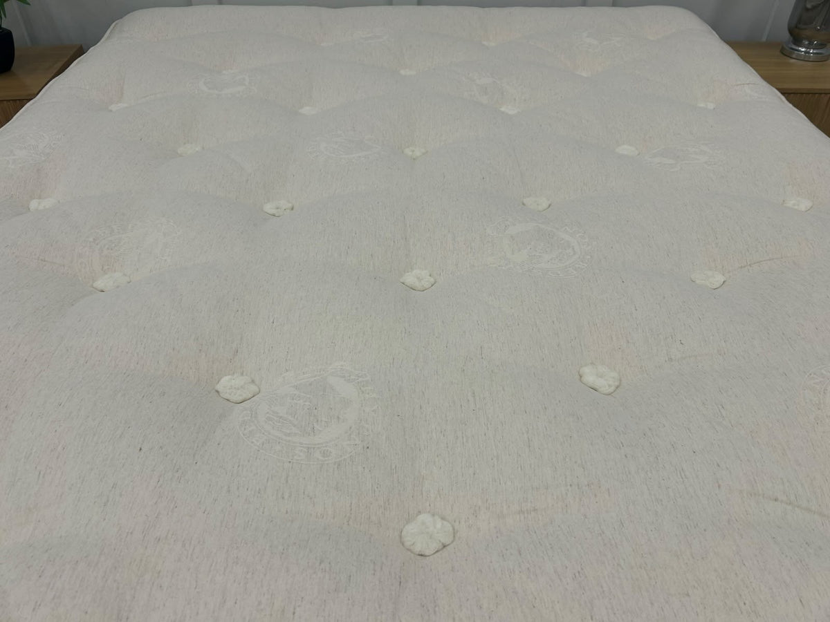 Hypnos Bespoke Crystal Mattress 5FT Kingsize - Firmer RRP £3199
