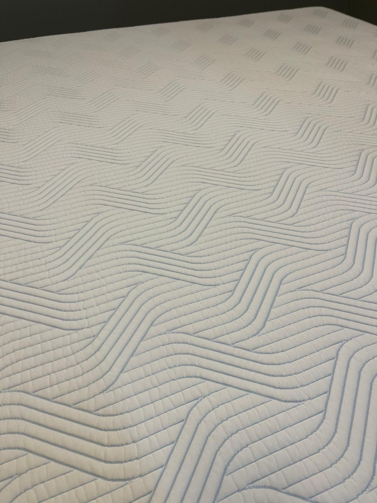 TEMPUR Pro Plus Smartcool Medium 6FT Superking Mattress - RRP £2795 - Home Furniture Interiors