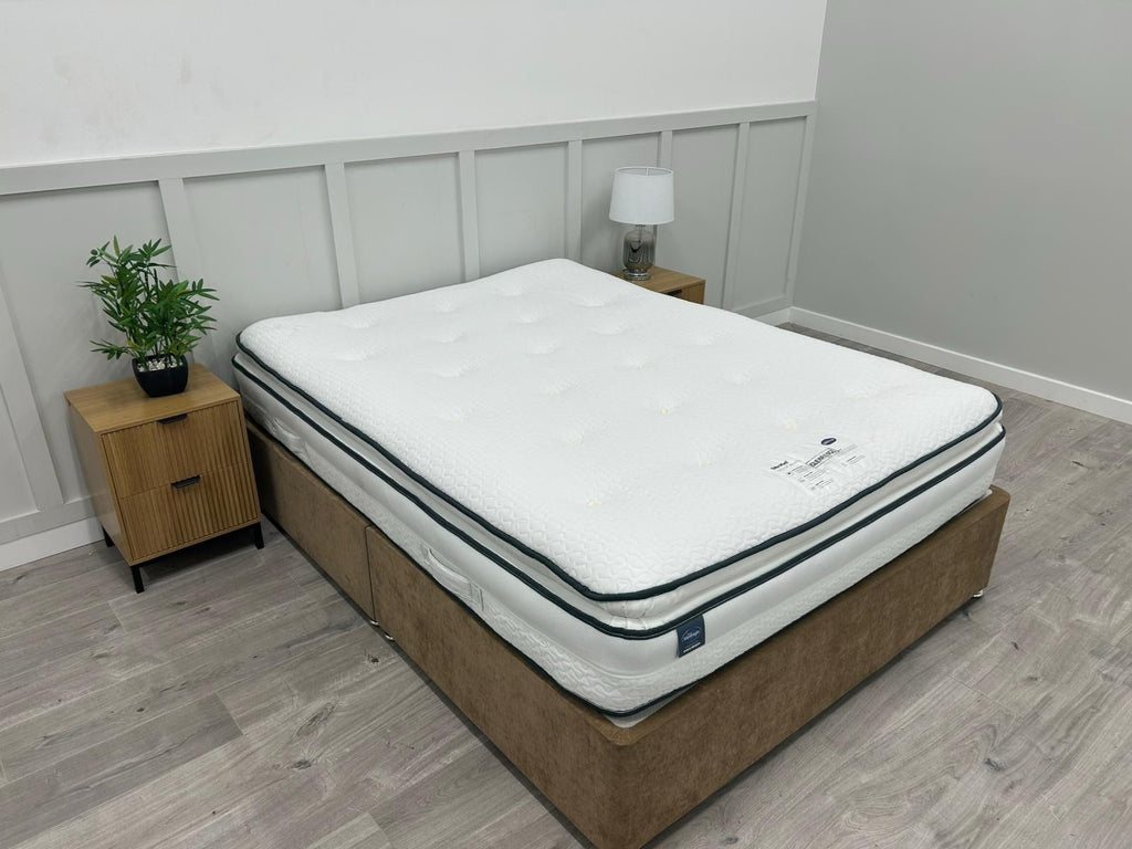 Silentnight Ultra Gel Miracoil Pillowtop 5FT Kingsize Mattress RRP £899