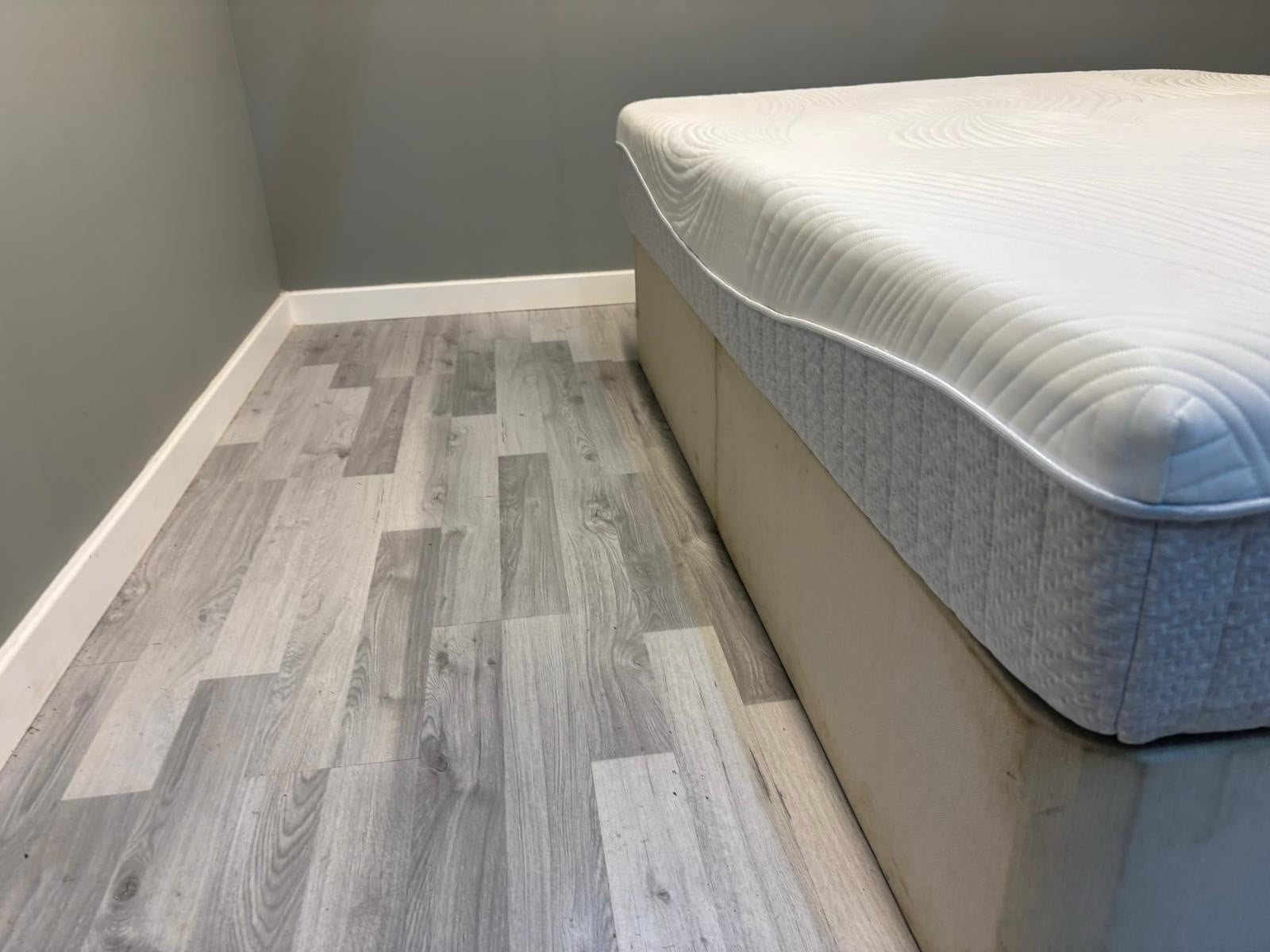 Next Marshmallow 1400 Pocket Sprung Medium Memory Foam Hybrid Double Mattress A - Home Furniture Interiors
