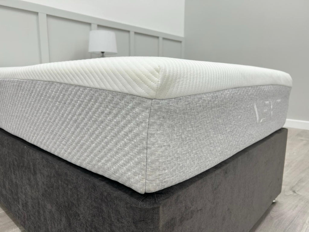 Marshmallow 1400 Pocket Sprung Medium Memory Foam Hybrid Mattress 3FT Single