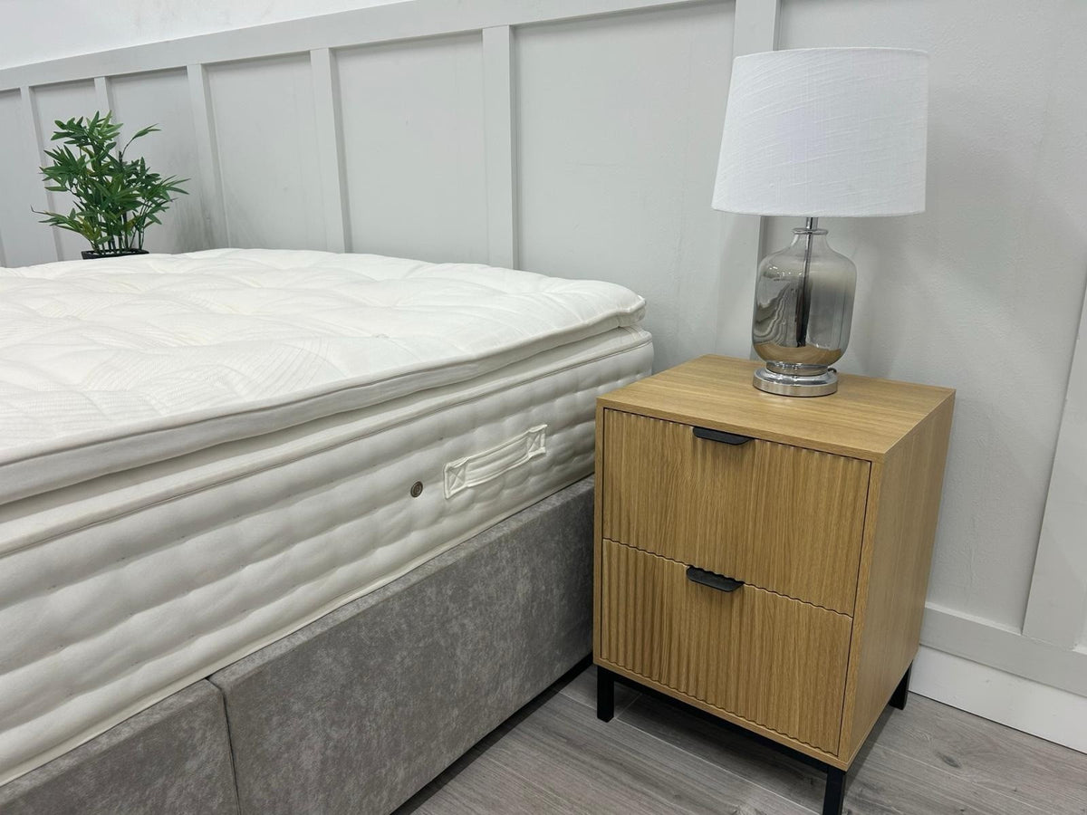 Staples and Co Artisan Deluxe 4FT 6 Double Mattress - RRP £1,799 Firm