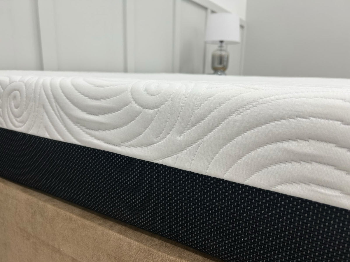 Dormeo Octaspring Levanto Memory Foam Mattress Kingsize 5FT  £1499 A