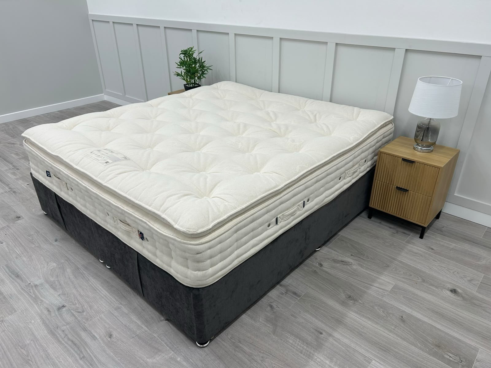 Hypnos Bespoke Ruby Pillowtop Firm 6FT SuperKing Mattress RRP £4,799