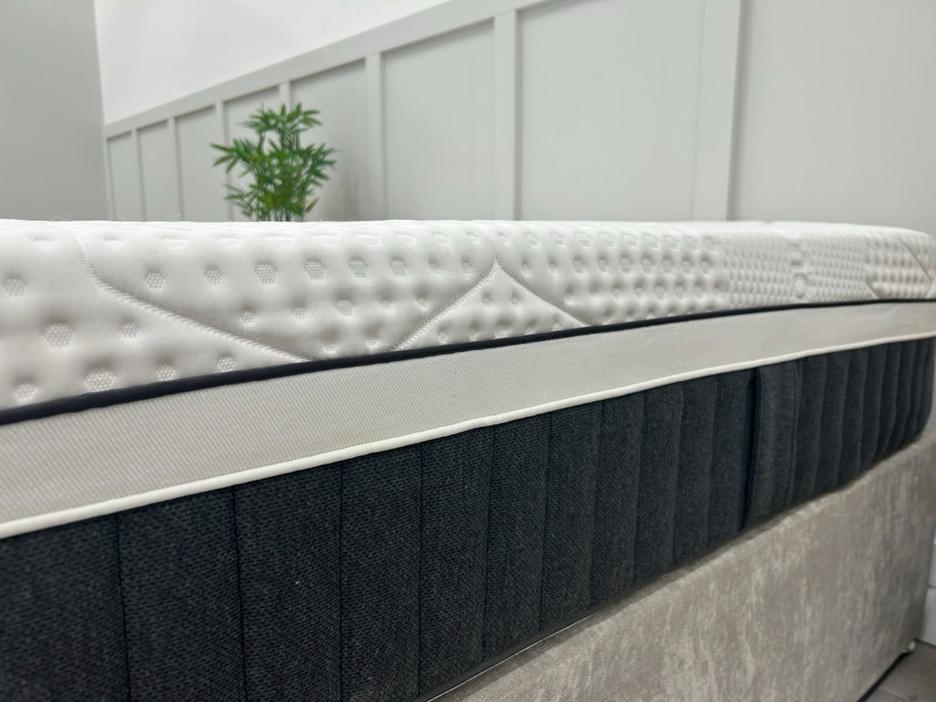 Emma Mattress Diamond Deluxe 4FT 6 Double Mattress  - RRP £1697