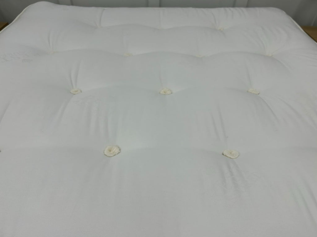 Rest Assured Knowlton 2000 Pocket Latex Pillow Top Mattress 5FT Kingsize