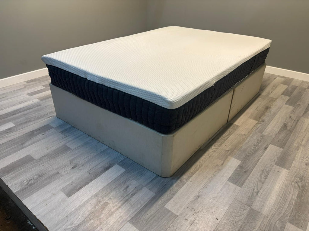 Emma Original Premium Hybrid 4FT 6 Double  Mattress - RRP £699 A