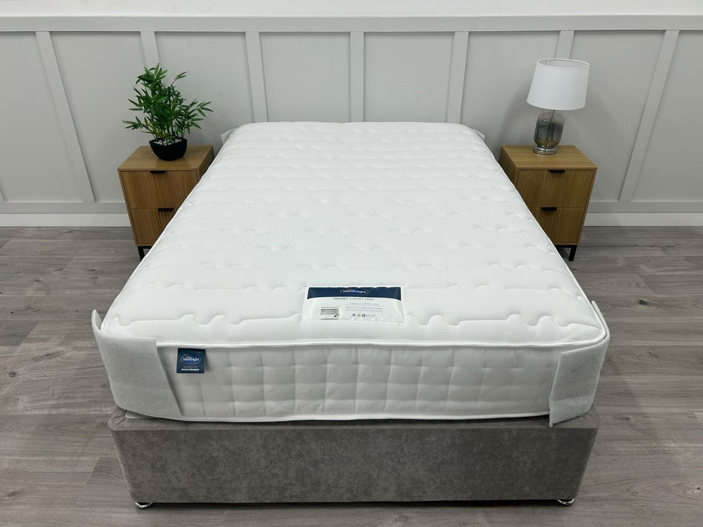 Silentnight 2800 Pocket Luxury Mattress 4FT Double RRP £995
