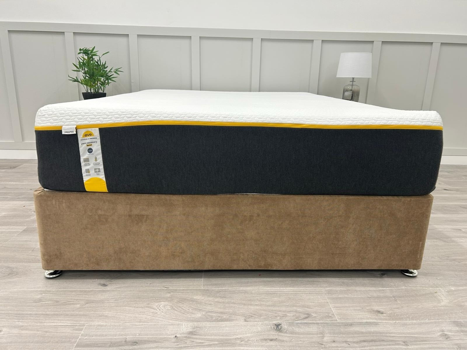 Eve pure memory luxe mattress 5FT Kingsize Medium RRP £1399