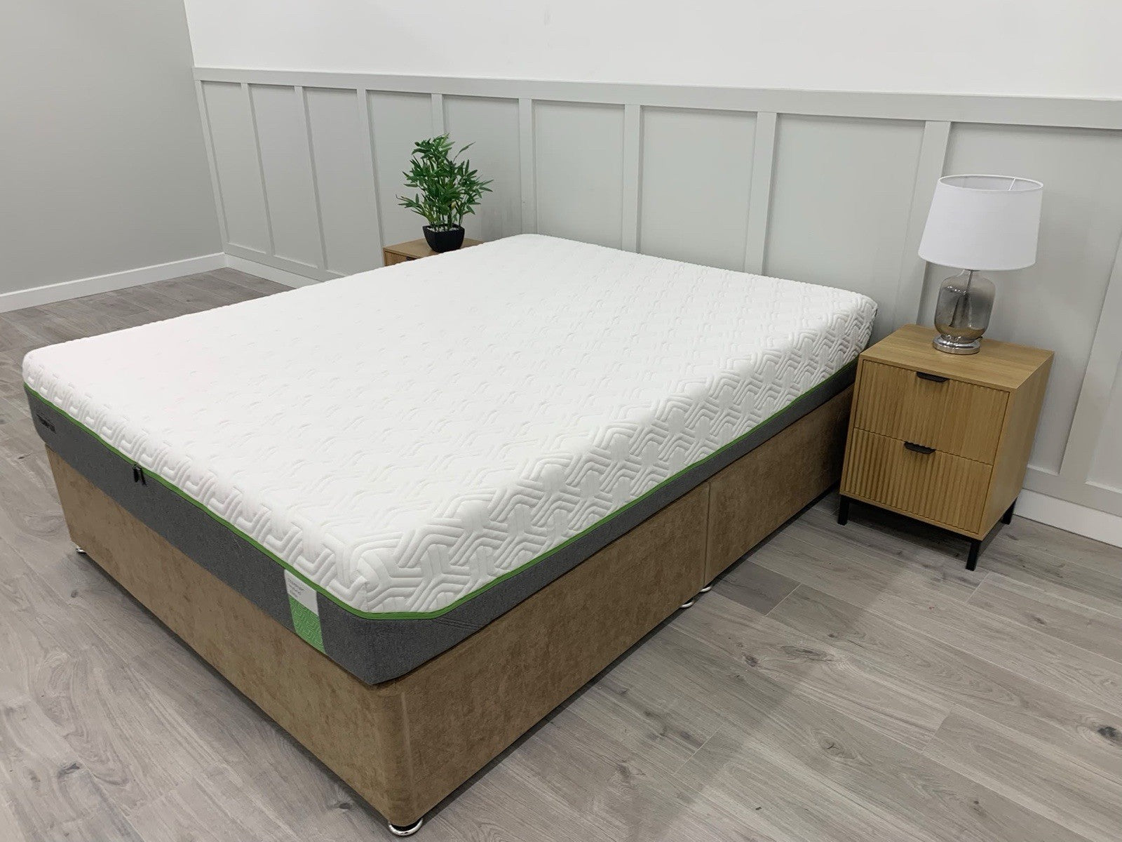 Tempur Hybrid Elite 4FT 6 Double RRP £1799 Medium Firmness