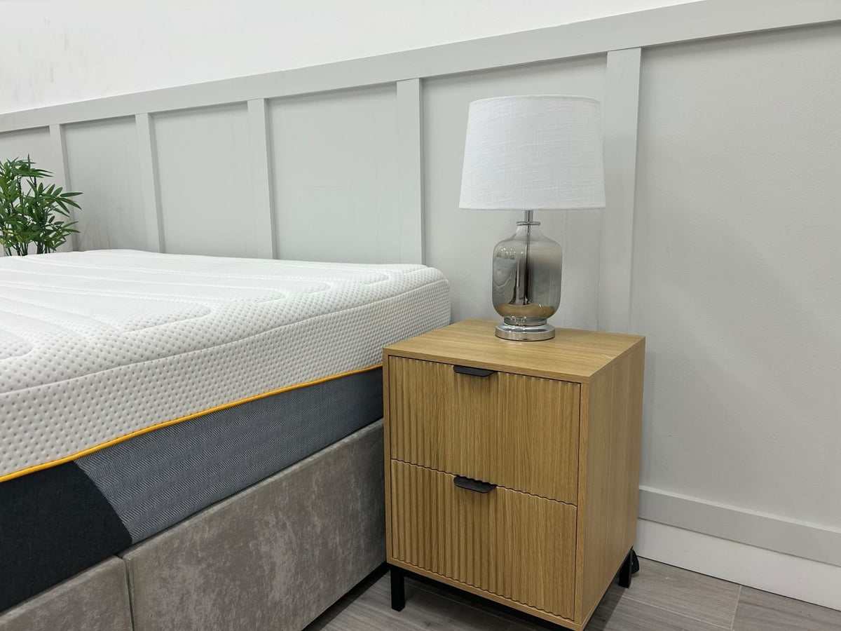 Mlily Premier 3000 orthopaedic double mattress in 4FT6 size, shown with a neatly made bed and supportive mattress surface.