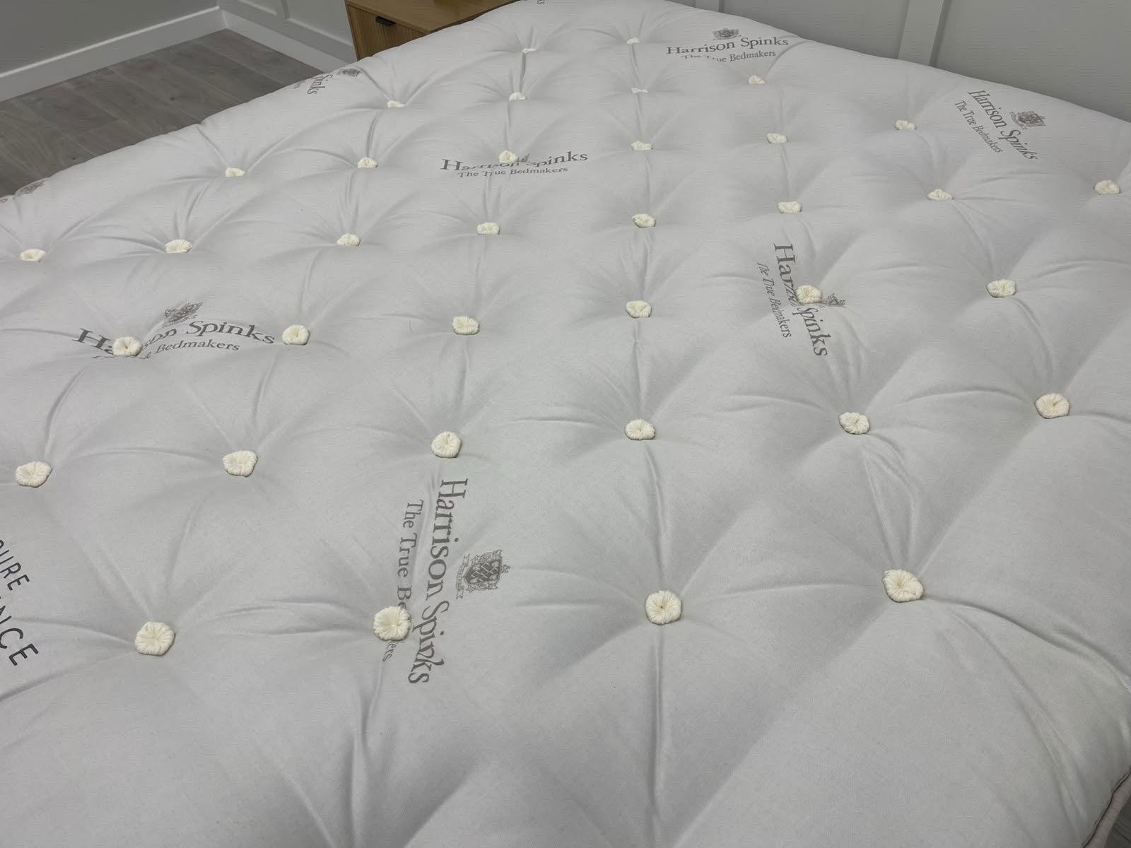 Harrison Spinks Pure Indulgence Mattress 6FT Superking Firmer RRP £6599