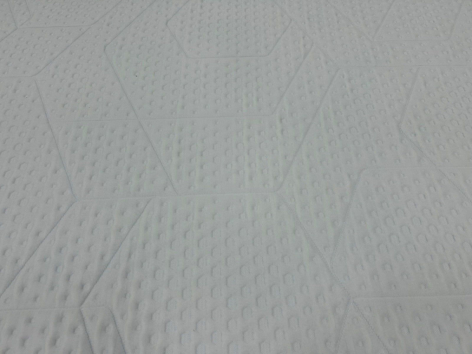 Emma Mattress Smart Hybrid Deluxe Mattress 4FT 6 Double RRP £1199
