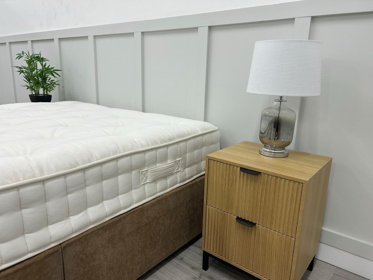 John Lewis Harrison Spinks Grassington 5750 Pocket Mattress 5FT Kingsize, medium firm, with plush fabric and supportive pocket springs.