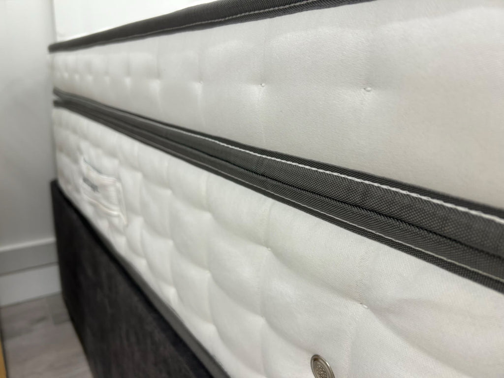 Silentnight 2000 Geltex Box Top Mattress 6FT Superking RRP £1099