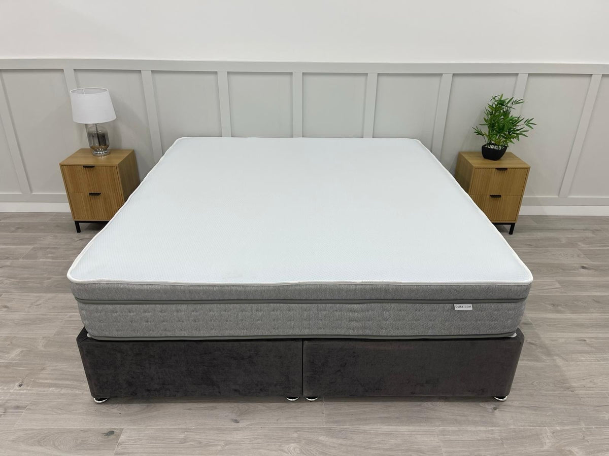 Dusk 4000 Pocket Hybrid 6FT Superking Mattress RRP £899