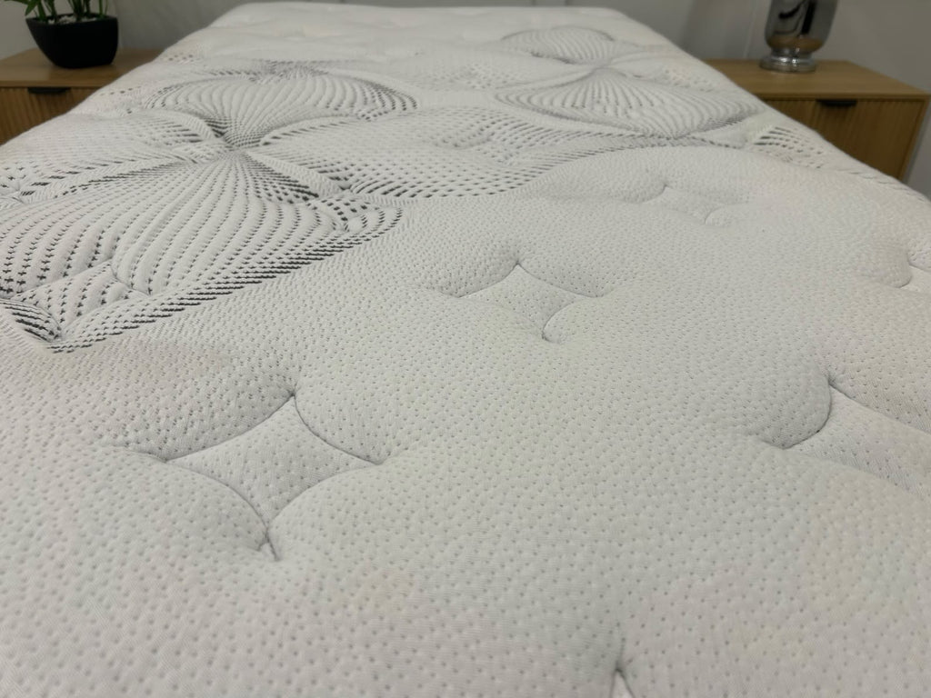 IGEL 3000 Nanotech 3FT Single  Plushtop Mattress Medium  - RRP £1299
