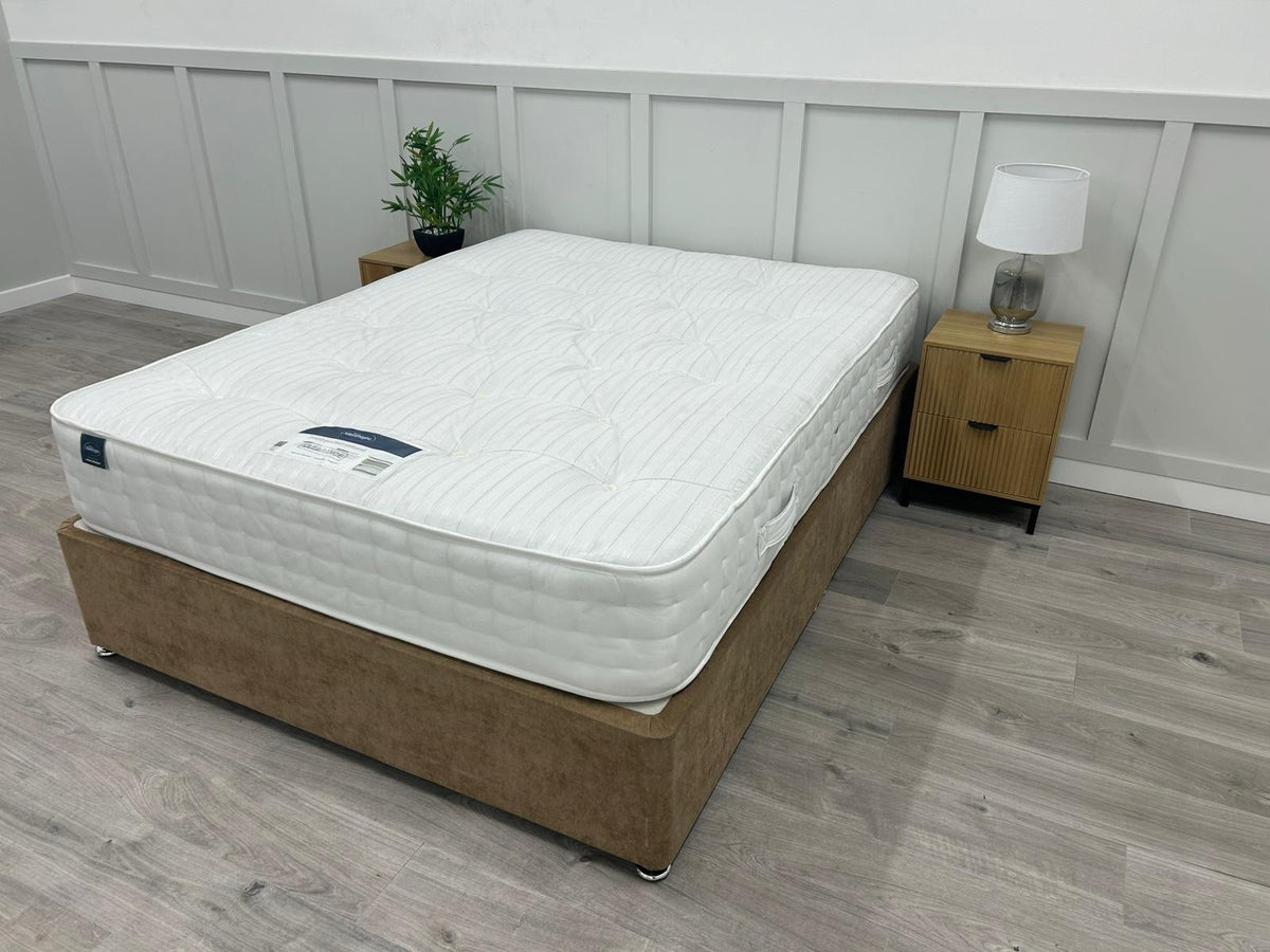 Silentnight  2000 Pocket Natural Medium 5FT Kingsize Mattress