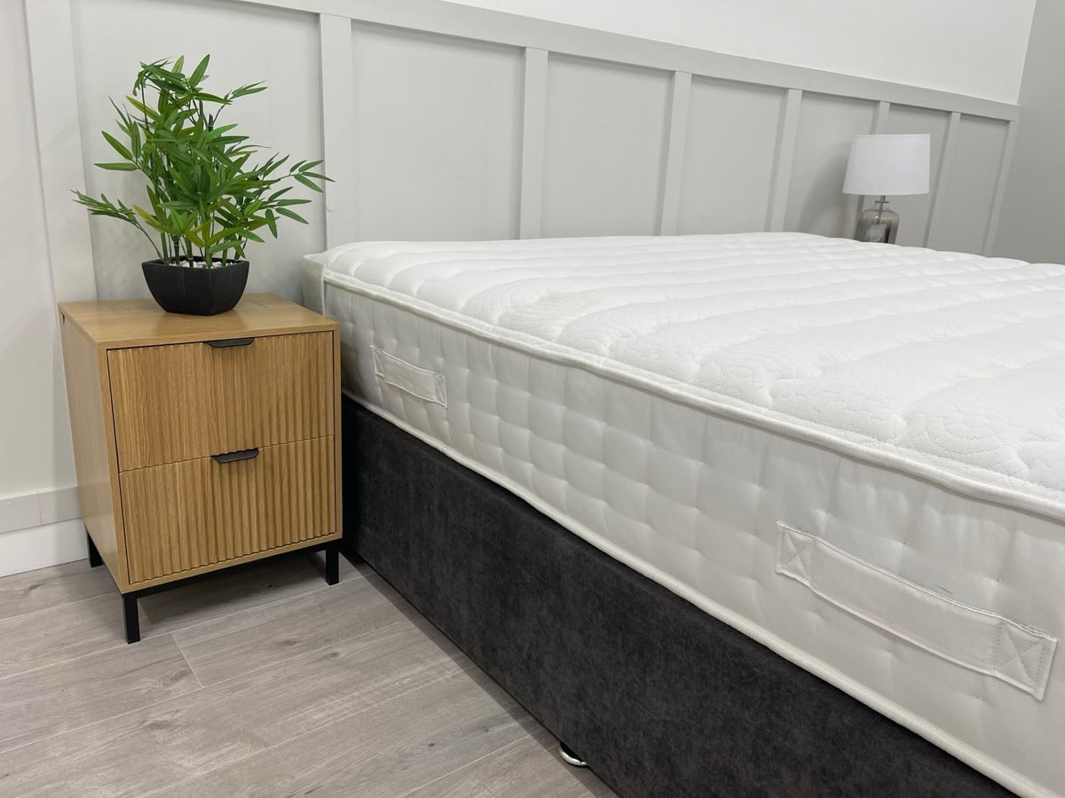 Silentnight 2800 Pocket Luxury Mattress 6FT Superking RRP £995