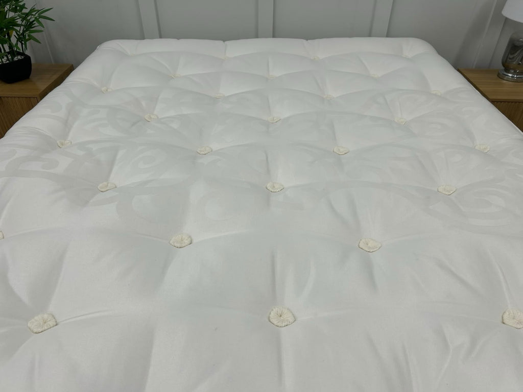 Staples and Co Artisan Indulgence Mattress 5FT Kingsize - RRP £1,799 Medium