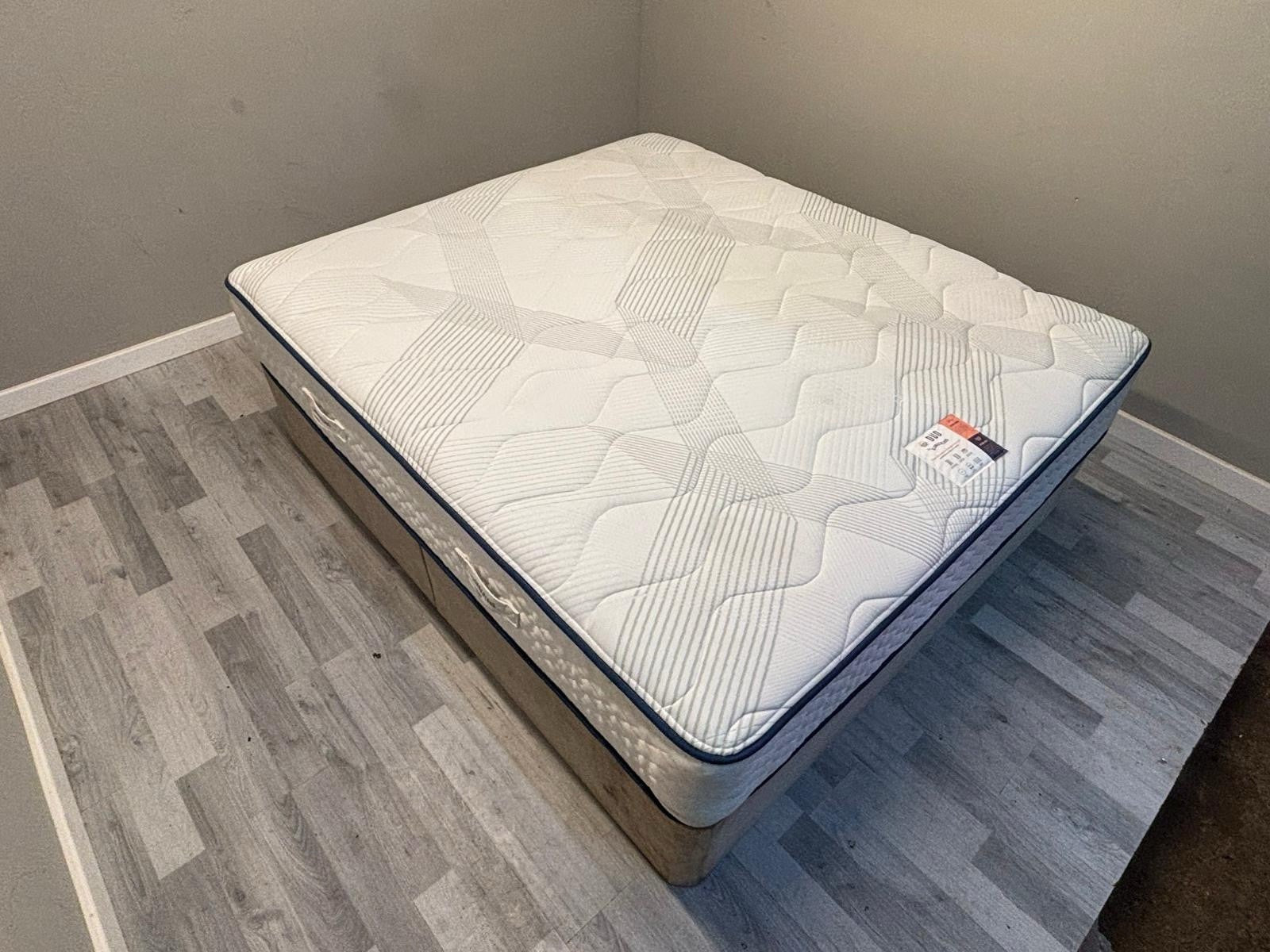 Slumberland Duo 2200 2-In-1 Mattress Firm 6FT Superking RRP £1299