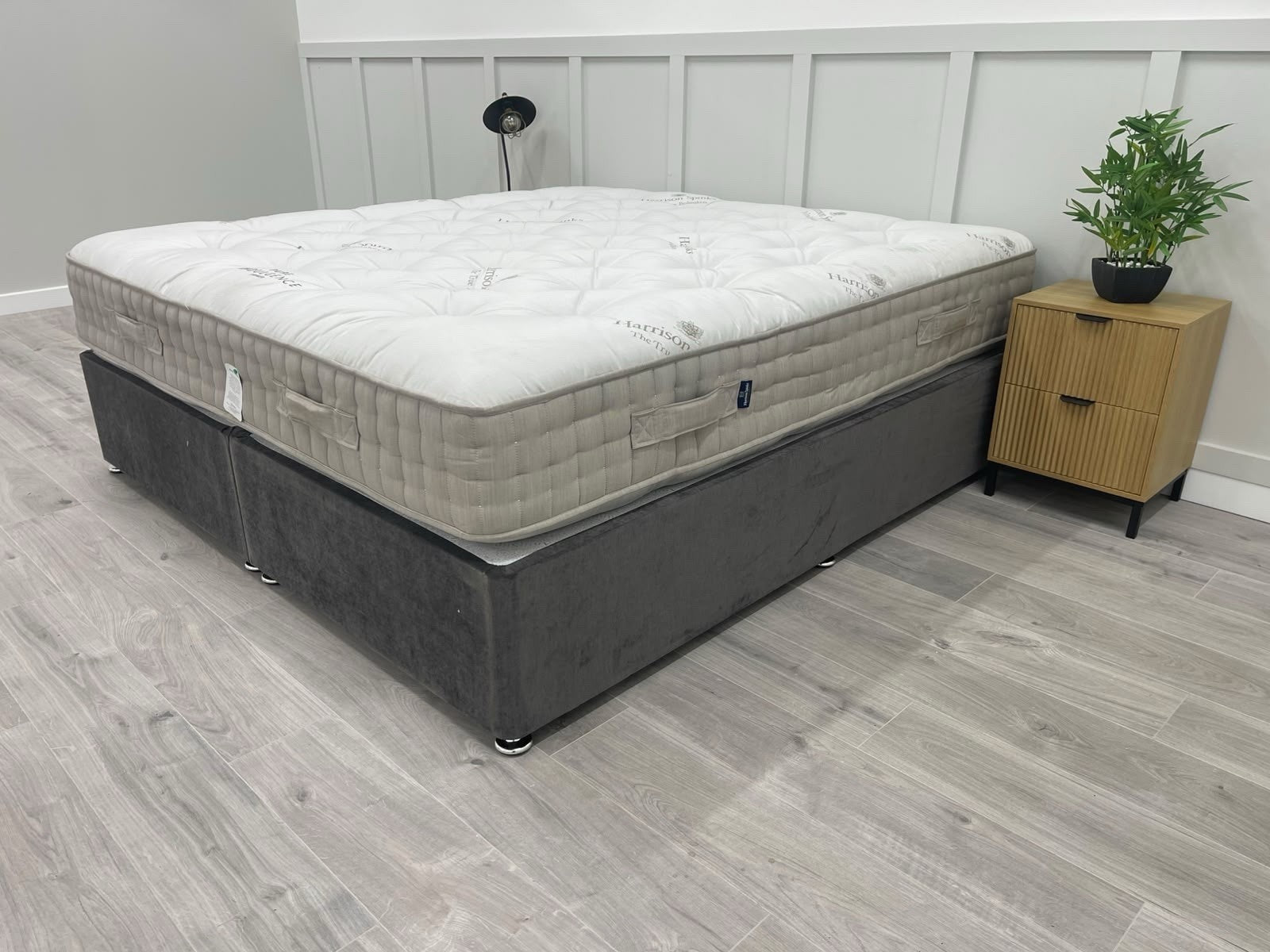 Harrison Spinks Pure Indulgence Mattress 6FT Superking Firmer RRP £6599
