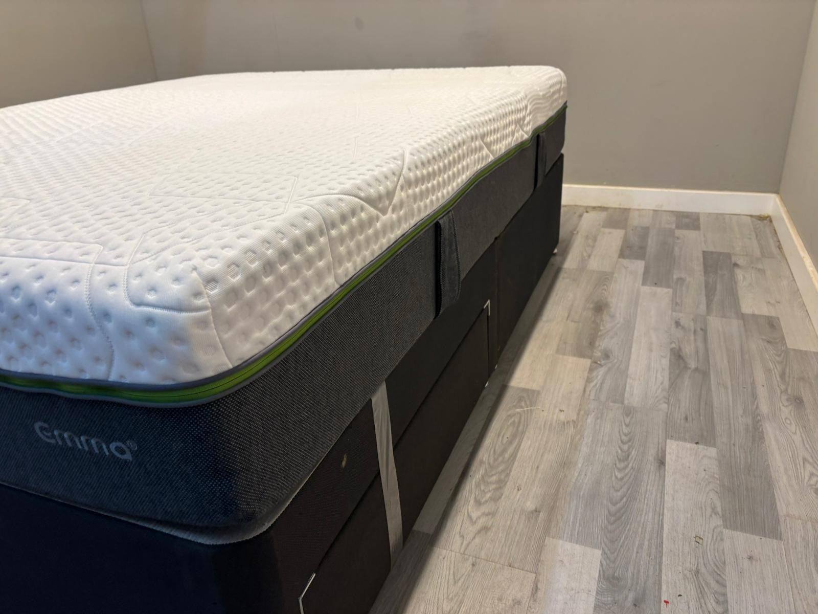 EMMA Diamond Hybrid 6FT Superking Mattress - RRP £1895 - Home Furniture Interiors