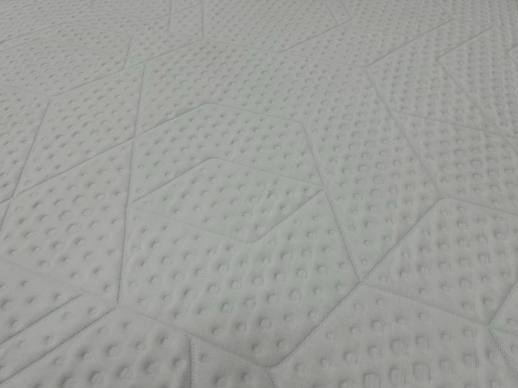 Emma Mattress Helix Hybrid Deluxe 4Ft 6 Double    RRP £1599