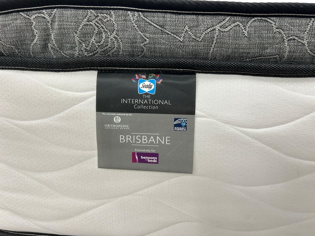 Sealy Brisbane / Orwell Pocket Springs 4FT 6 Double. RRP £2699