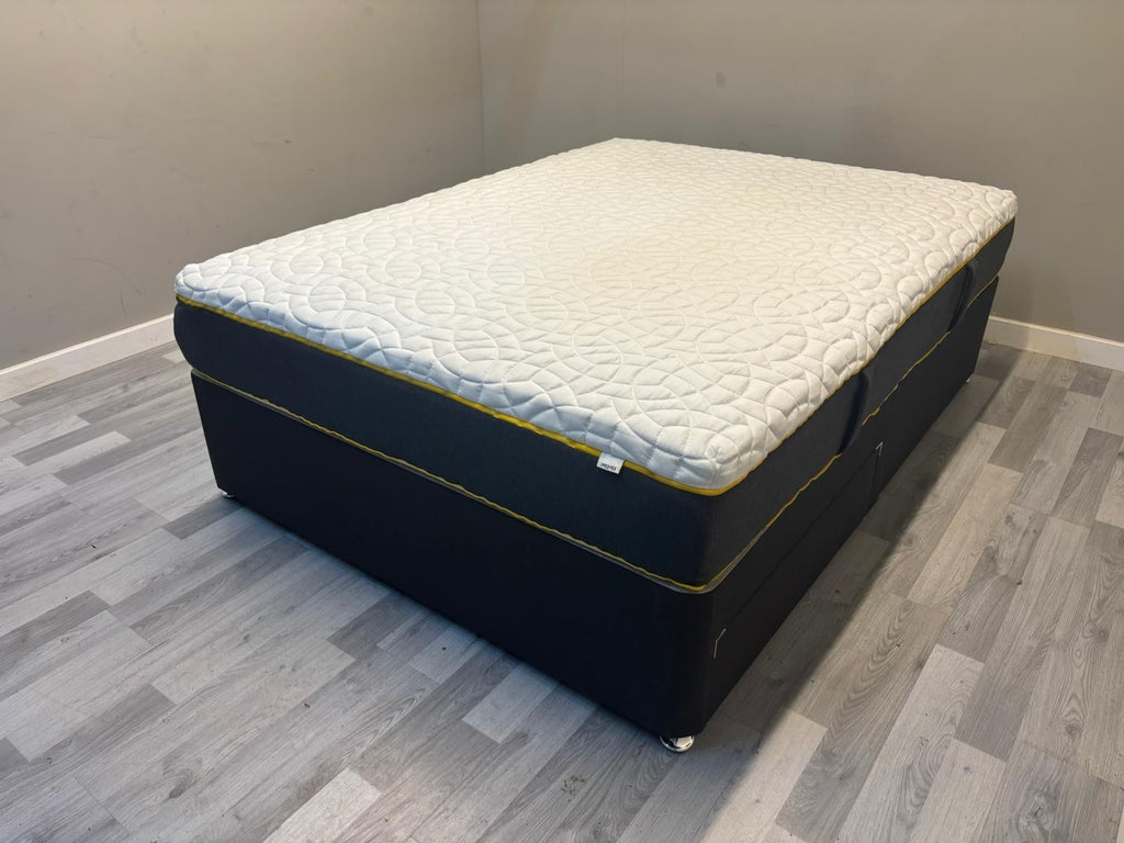Eve Wunderflip Premium Hybrid Mattress, 5FT Kingsize - RRP £995