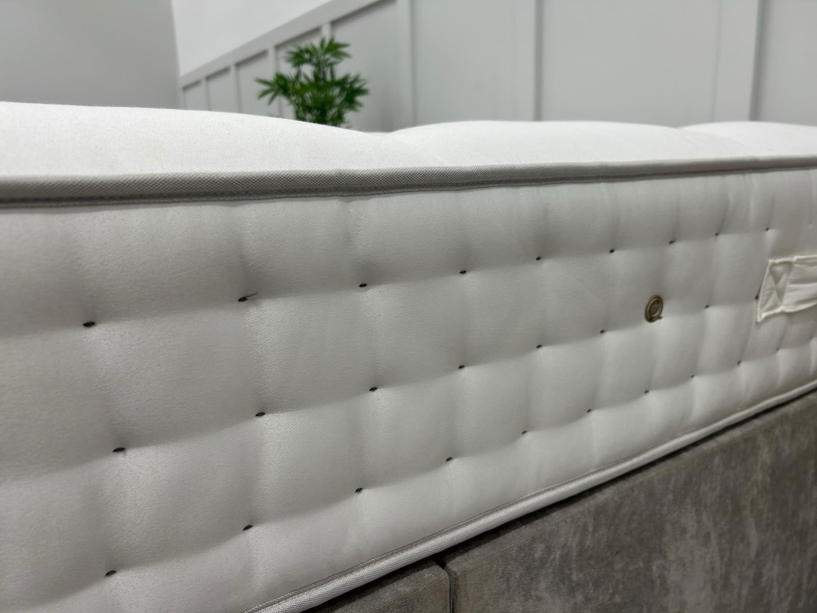 Relyon Leano 1000 Pocket Mattress 4FT 6 Double Mattress RRP £609 Firm
