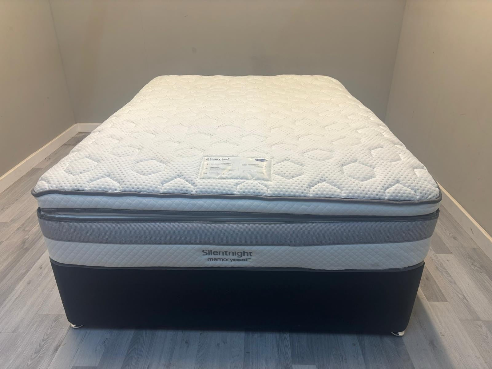 Silentnight Memory Cool 3000 Mirapocket Box Top Mattress 5FT Kingsize RRP £1199A - Home Furniture Interiors