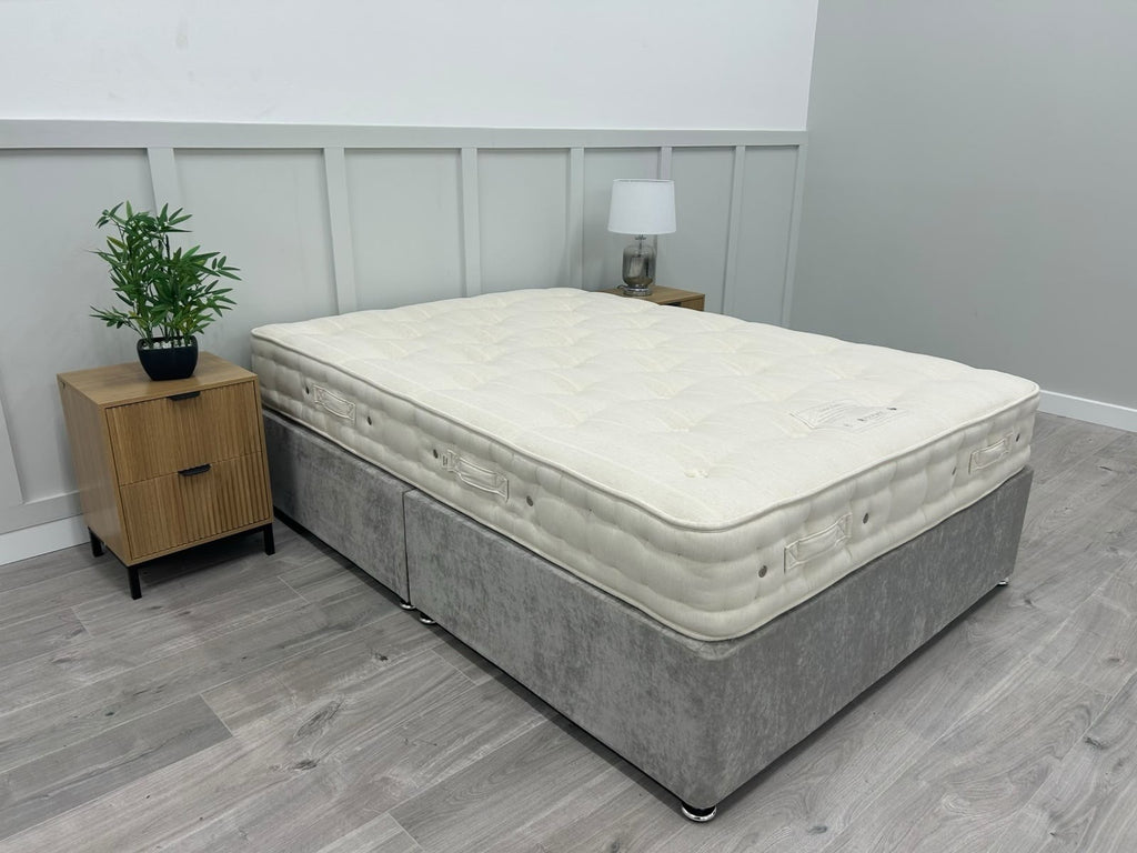 Hypnos Luxury Firm 01 Mattress 4FT 6 Double  RRP £1895