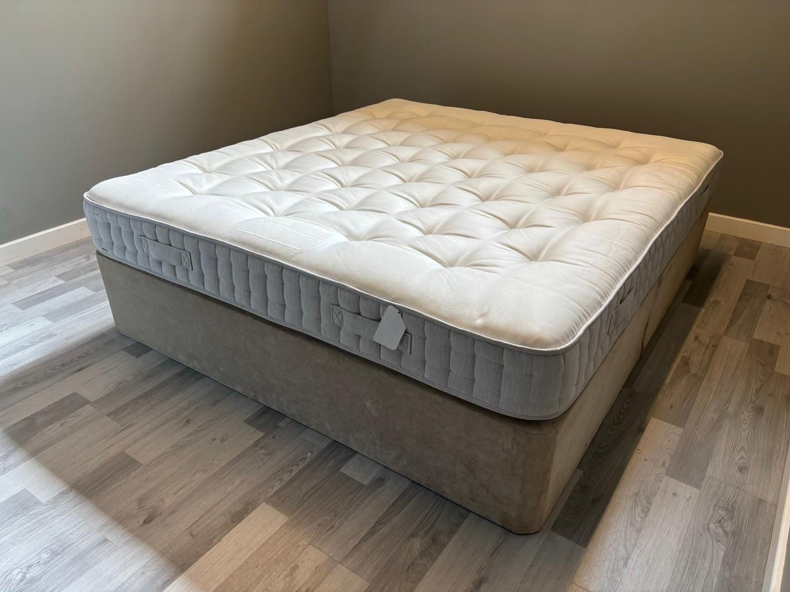 Harrison Spinks Yorkshire 3000 Medium 6FT Superking Mattress RRP £1195 - Home Furniture Interiors