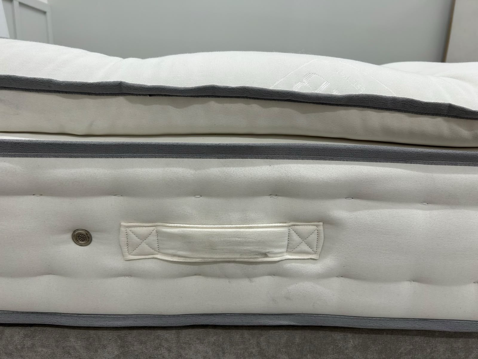 Millbrook Wool Luxury 3000 Pillowtop 4FT 6 Double Mattress Medium RRP £1795