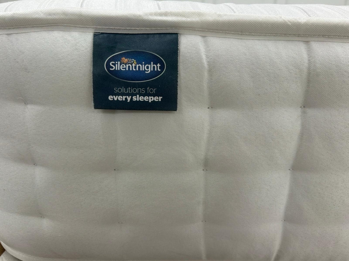 Silentnight  2000 Pocket Natural Medium 5FT Kingsize Mattress